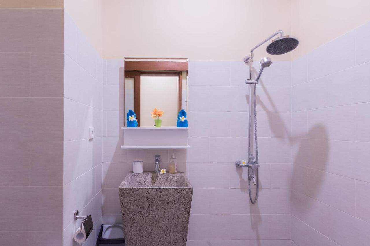 סמיניאק Villa Hitam Putih Legian Bali מראה חיצוני תמונה