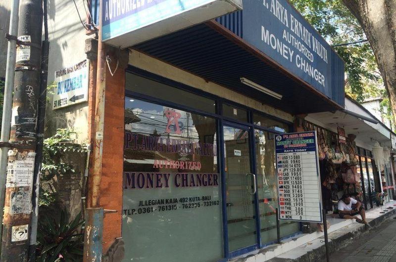 סמיניאק Villa Hitam Putih Legian Bali מראה חיצוני תמונה